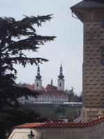 Blick zum Loretakloster von der Prager Burg