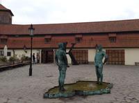 vor dem Franz-Kafka-Museum