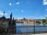 Städtereise Prag - Stadtrundgang in der Altstadt mit Blick zur Prager Burg