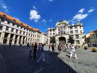 Städtereise Prag - Stadtrundgang in der Altstadt mit Neuem Rathaus