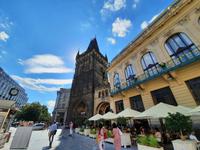 Städtereise Prag - Stadtrundgang in der Altstadt mit Gemeindehaus und Pulverturm