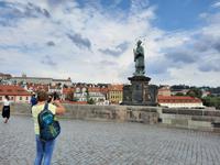 Städtereise Prag - Karlsbrücke mit Heiligem Nepomuk