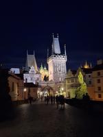 Städtereise Prag - abendlicher Blick zum Kleinseitner Brückenturm