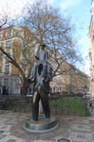 Kafka-Denkmal neben Spanischer Synagoge