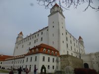 Die Burg Bratislava, hoch über der Stadt