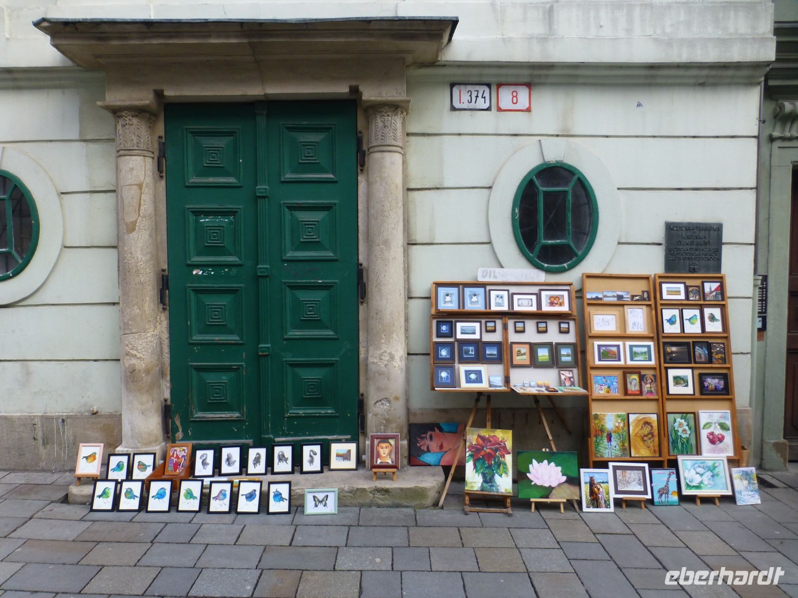 Souvenirs werden auch auf der Straße feilgeboten.