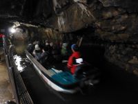 Eine Bootsfahrt auf der Punkva – oder ist es der Styx?