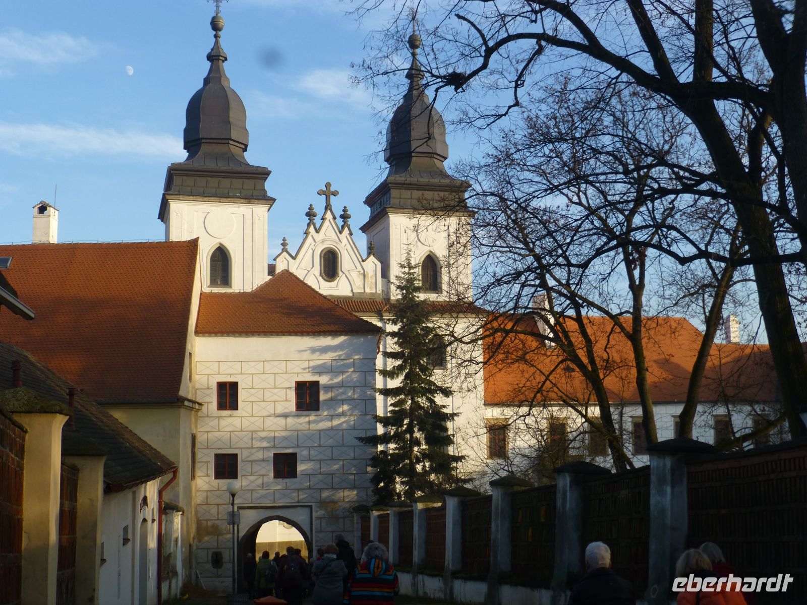 Die St. Prokop Basilika in Trebic verbirgt von außen ganz gut ihren Baustil.