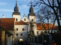 Die St. Prokop Basilika in Trebic verbirgt von außen ganz gut ihren Baustil.