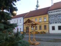 Wer an der Glocke unter dem Schutzdach bimmelt, darf darauf hoffen, dass sein/ihr Wunsch in Erfüllung geht – ein netter Brauch. 