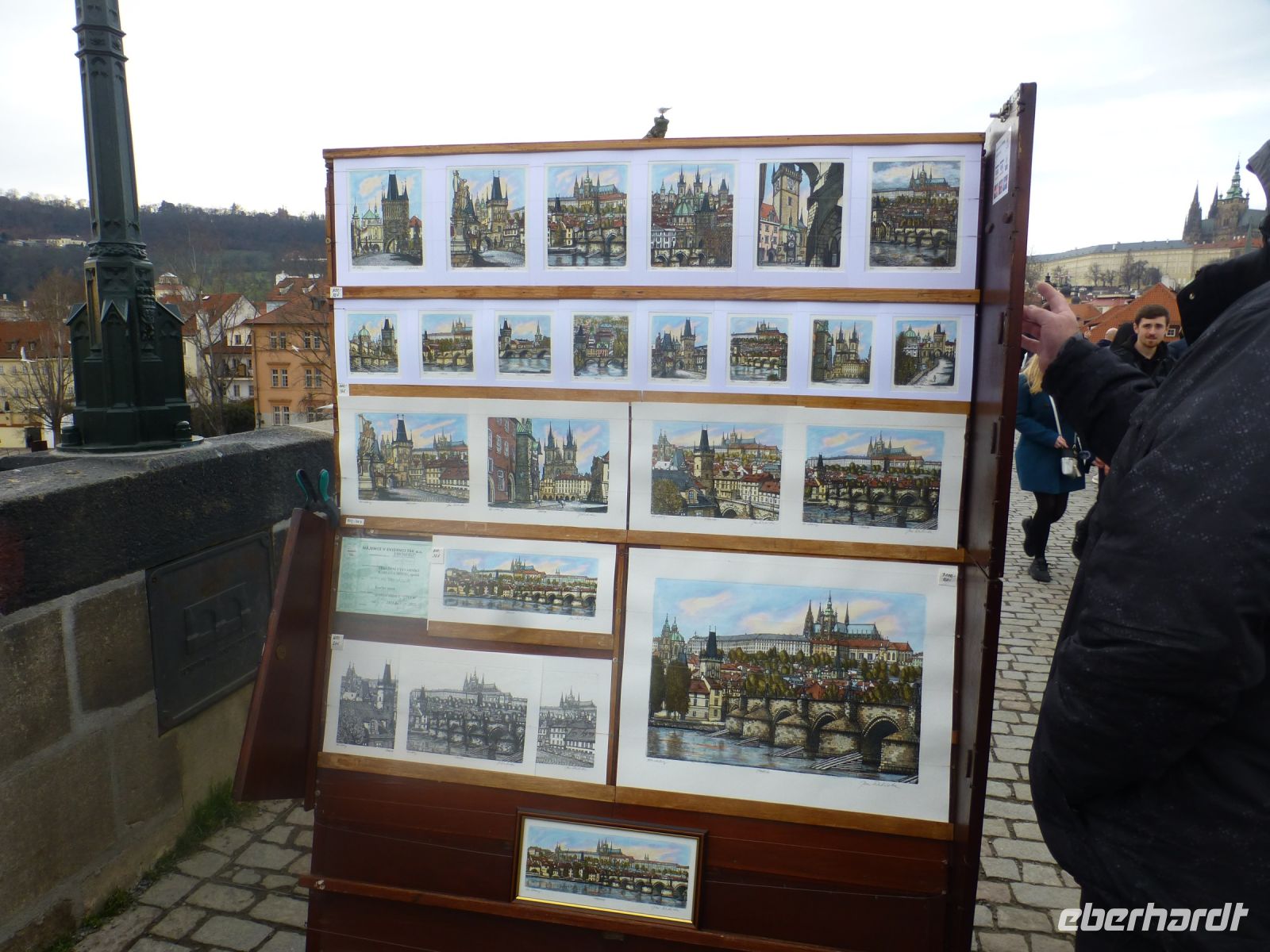 Souvenirstand auf der Brücke