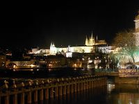 Rückweg vom Theater entlang der Moldau