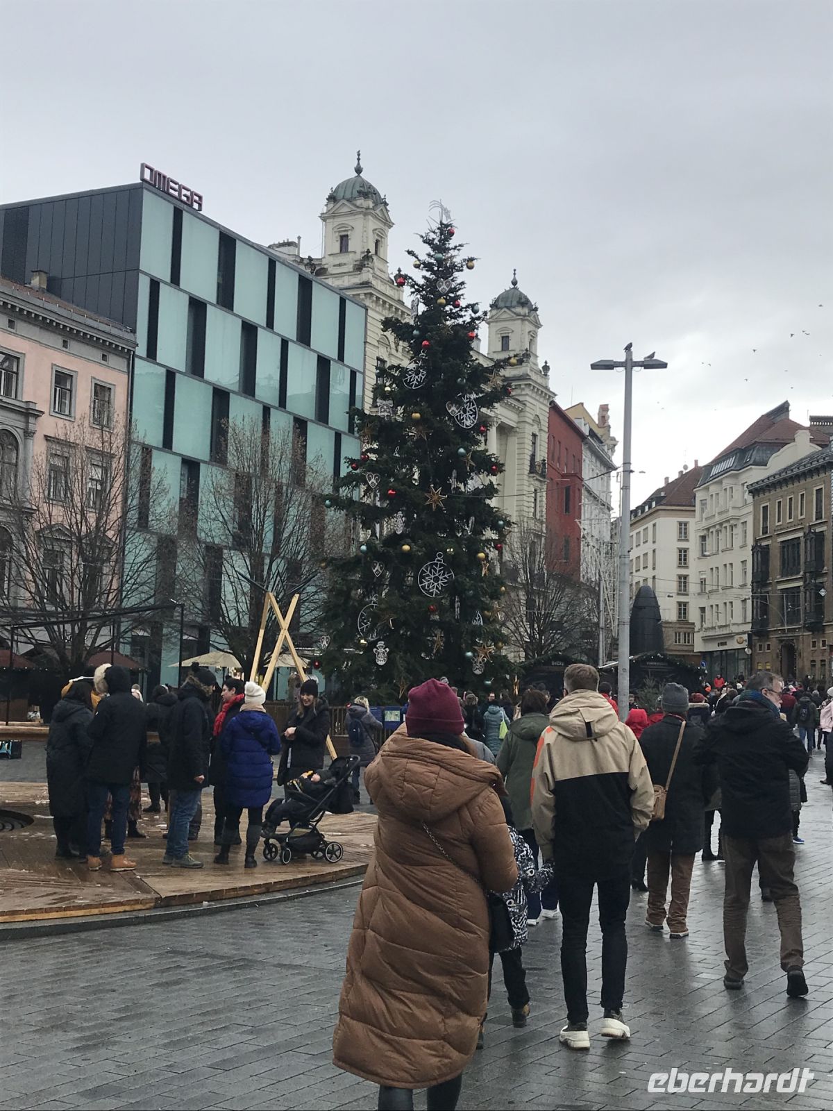 Weihnachtsmarkt auf dem Friedensplatz