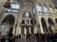 Gotik im inneren des Domes mit einer lichten Höhe von 33 Metern