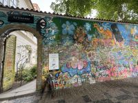 John Lennon Wand (seit über dreißig Jahren ohne 