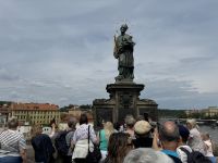 Nepomukstatue auf der Karlsbrücke