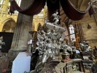 Grab des Heiligen Nebomuk