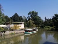 Spaziergang durch den Schlossgarten Lednice