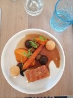 2-Gang-Menü Hauptgericht: Lendenbraten mit glasiertem Gemüse und Senfsauce