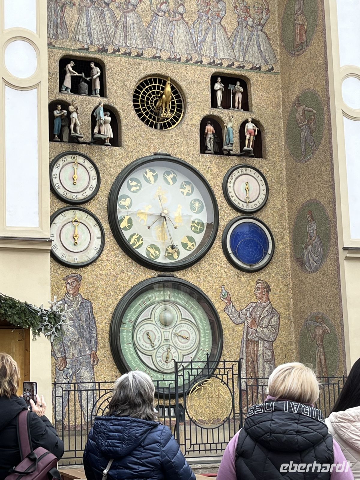 25.12.24 Stadtrundfahrt & - Gang Olmütz  Astronomische Uhr am Rathaus - Nordseite