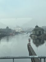 28.12.24 Anreise mit Silvestergästen -- Prag Moldau , Blick auf Prager Burg -auf dem Hradschin