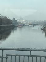 28.12.24 Anreise mit Silvestergästen -- Prag Moldau , Blick auf Prager Burg -auf dem Hradschin