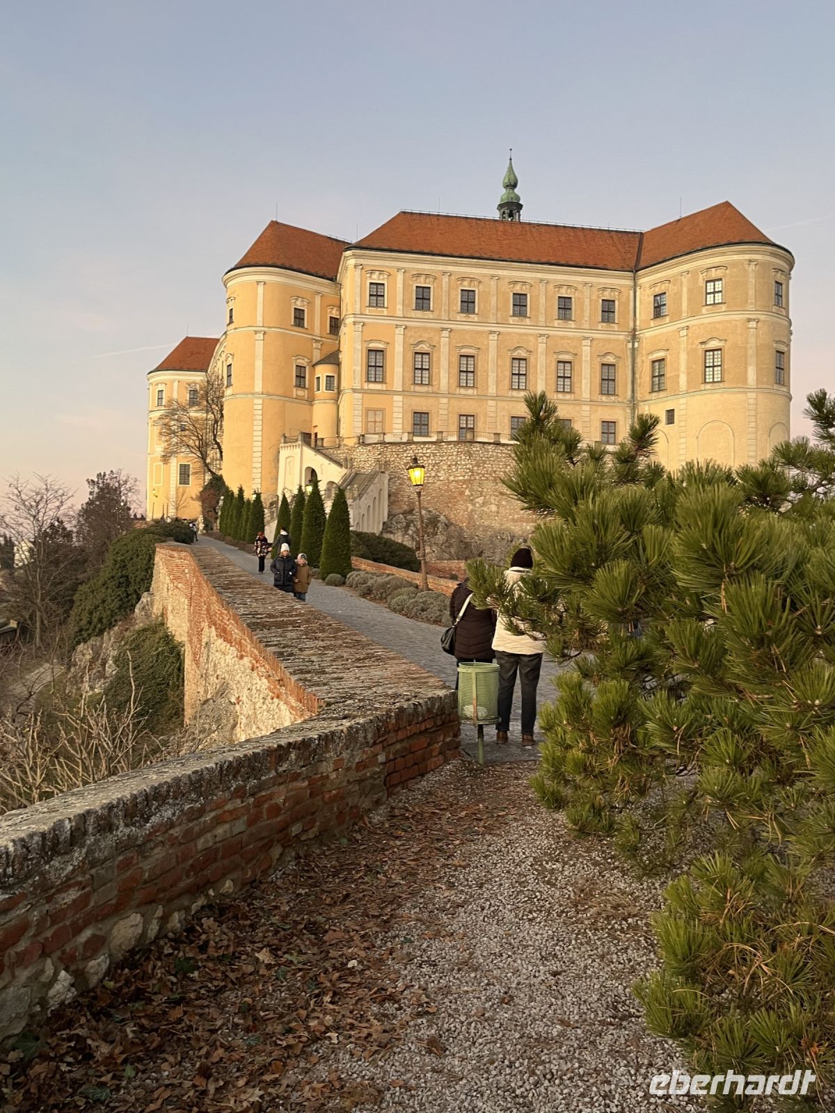 30.12.24 Mikulov  - Stadtrundgang -  Schloß