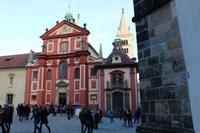 St. Georgs-Basilika auf der Prager Burg