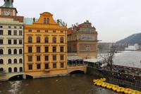 Blick von der Karlsbrücke zum Smetana-Museum