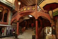 Der offizielle Name der Passage lautet übrigens 