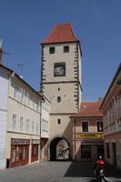 Durch das Prager Tor betritt und verlässt man die Altstadt von Melnik.