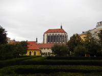 Den Franziskanergarten hätte wohl keiner von uns direkt hinter dem Wenzelsplatz erwartet.
