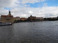 Diese Fassaden hingegen gehören größtenteils schon zur Prager Neustadt.