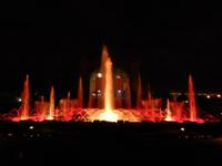 Besonders die Farbenvielfalt der Fontänen beeindruckte uns sehr.