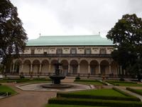Das Lustschloss der Königin Anna (Schloss Belvedere). Zum Begriff 