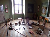 Im Kinderzimmer war eine kleine Sammlung alter Spielsachen ausgestellt.