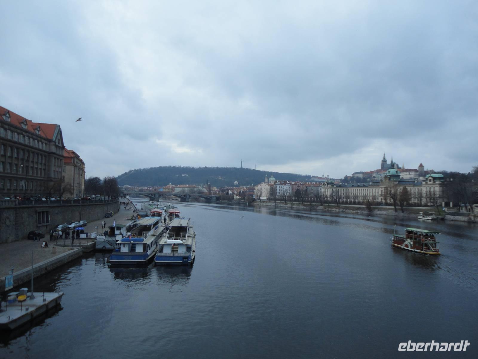 Blick auf die Moldau von der Chechuv most, Prag