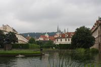 Blick vom Wallenstein-Garten zum St. Niklas-Dom