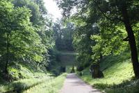 Der Burggraben der Prager Burg ist ein kleiner Wanderweg