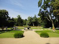 Burggarten mit singendem Brunnen