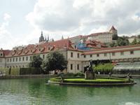 Blick auf die Prager Burg vom Palais Waldstein