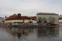 Moldauschifffahrt mit Blick auf das Kafka- Museum