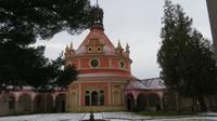 Jindrichuv Hradec  Gartenrondell im Schloss
