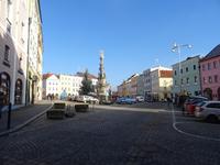 Neuhaus, Markt