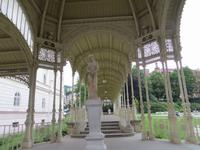 alte Kolonnaden in Karsbad