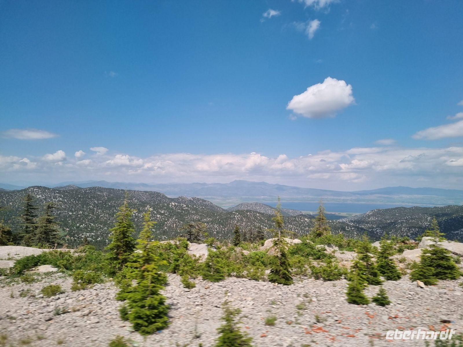 Taurusgebirge mit Blick zum Beysehir Gölü (Beysehir-See) 