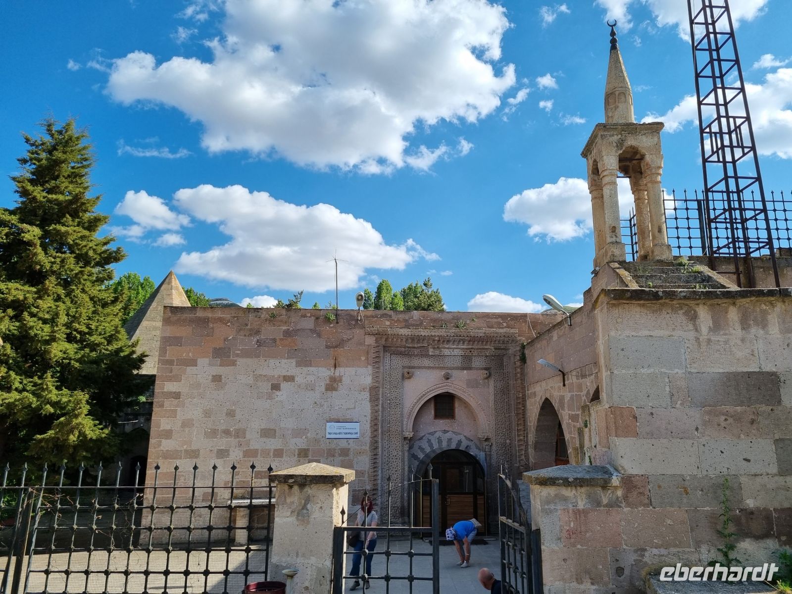 Moschee im Dorf Taskinpasa