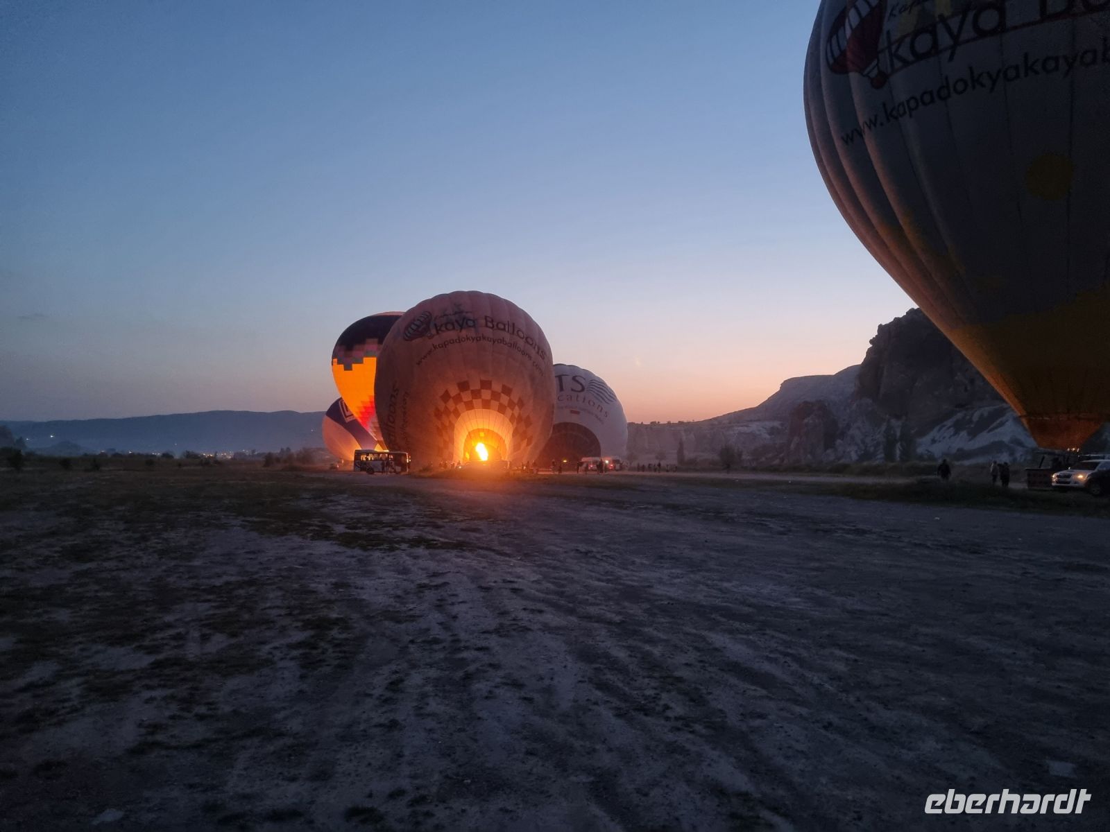 Morgendliche Ballonfahrt über Kappadokien