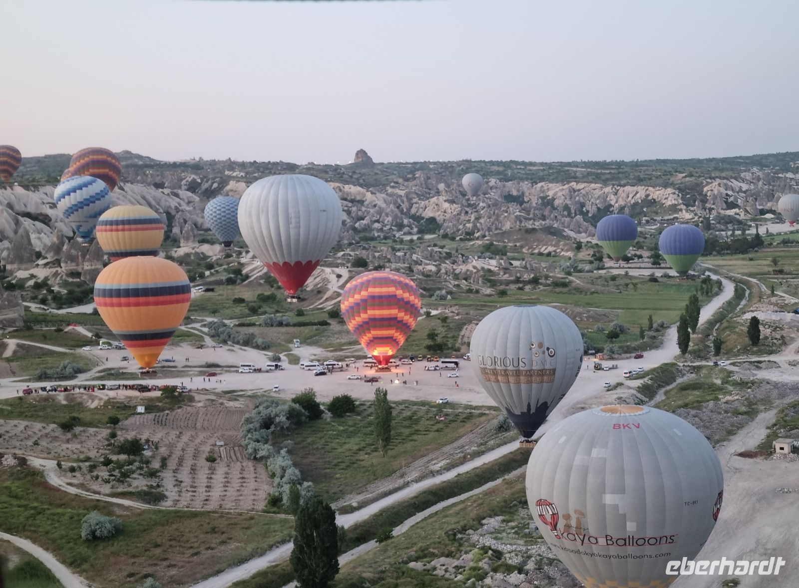 Morgendliche Ballonfahrt über Kappadokien 