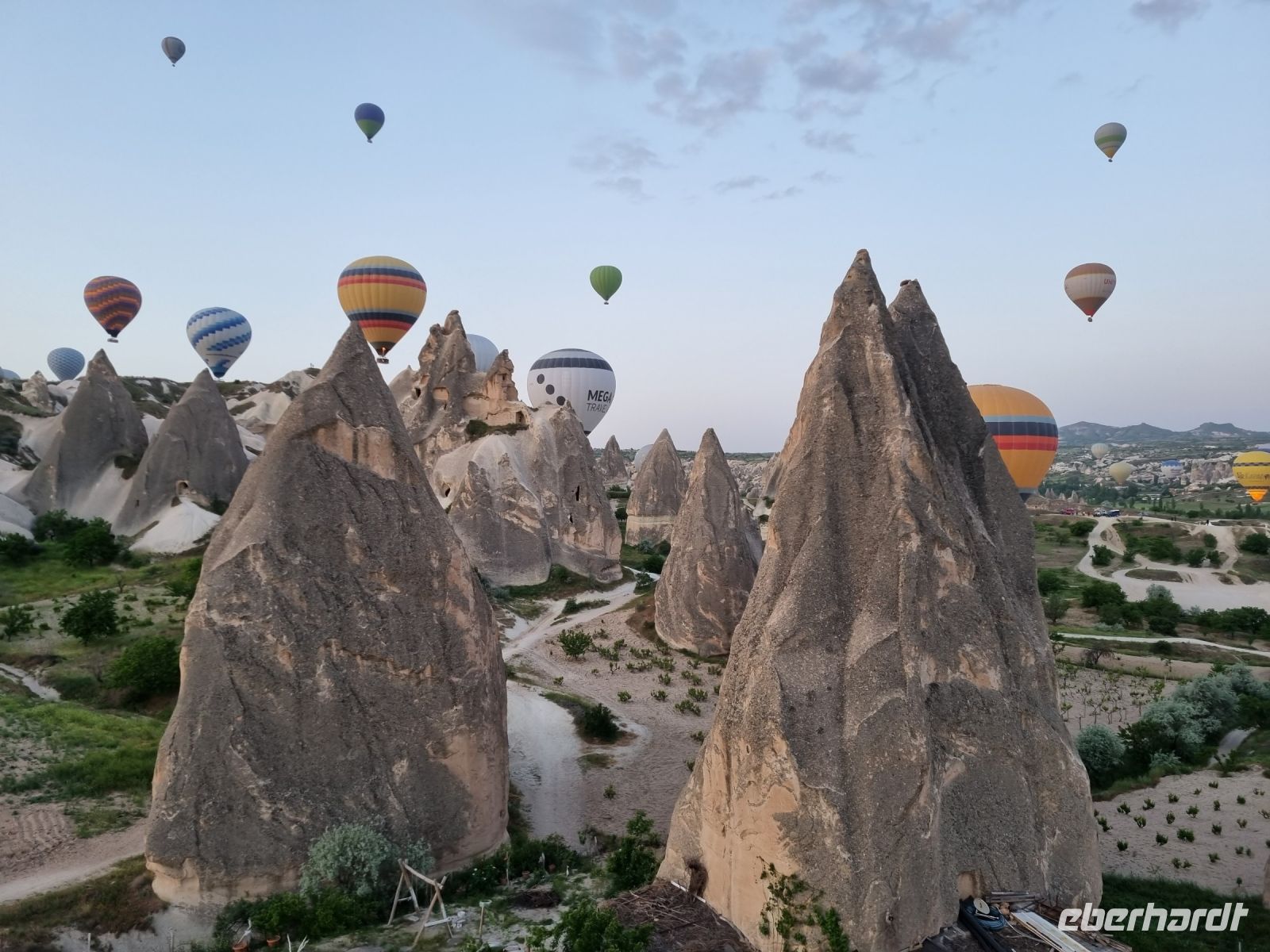 Morgendliche Ballonfahrt über Kappadokien 